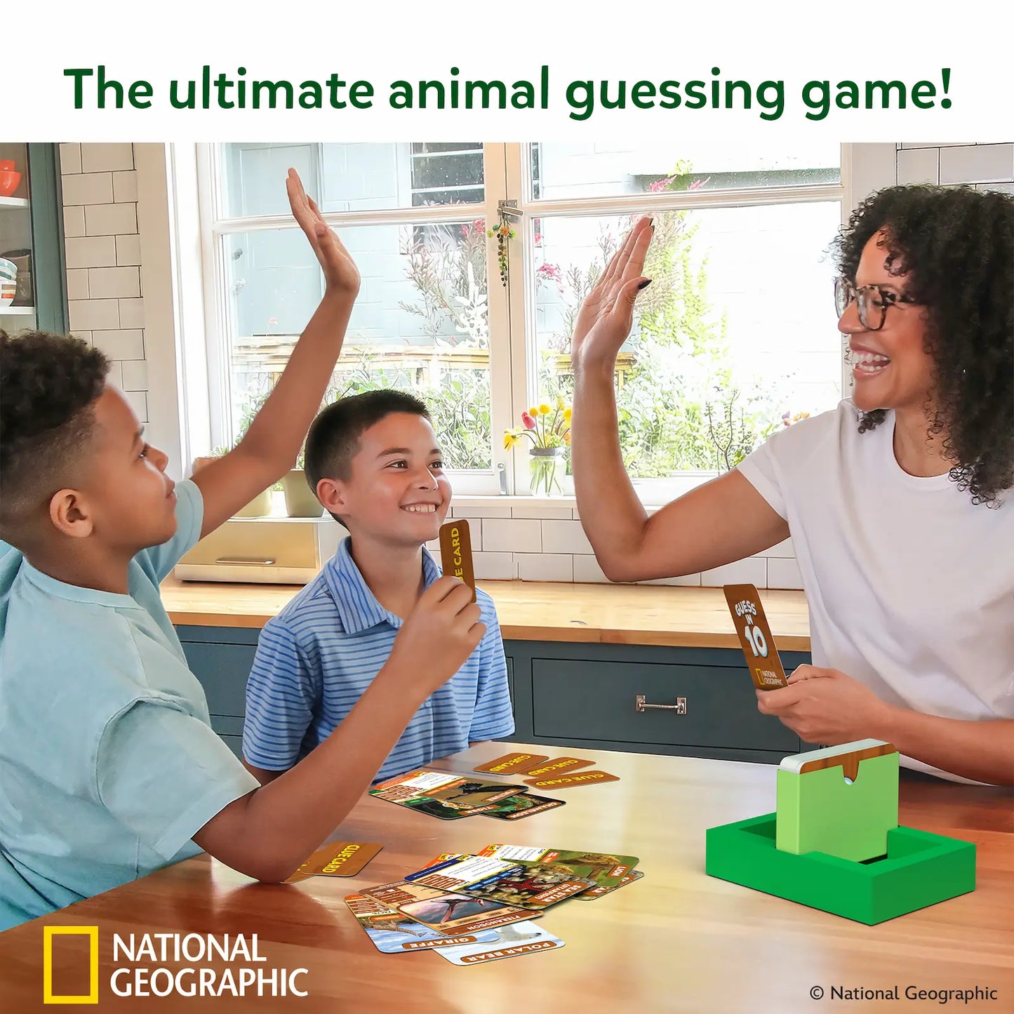 Guess in 10: National Geo Animals | Trivia Card Game (ages 6+)